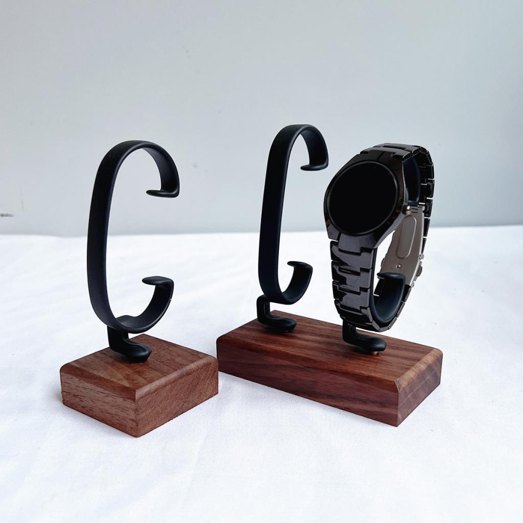 C Shaped Watch Display Stand S - đánh giá và giá Jewelry Watches For Sale