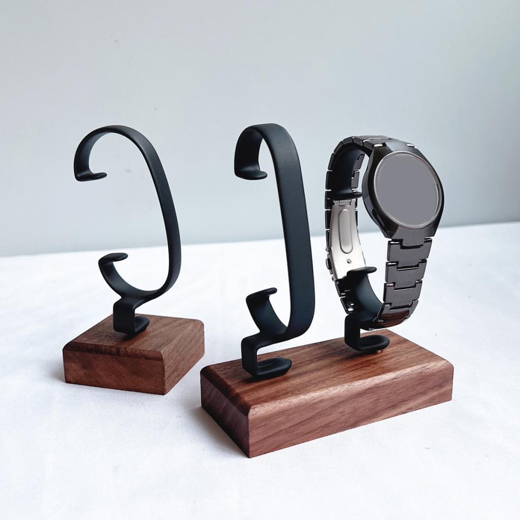 C Shaped Watch Display Stand S - đánh giá và giá Jewelry Watches For Sale