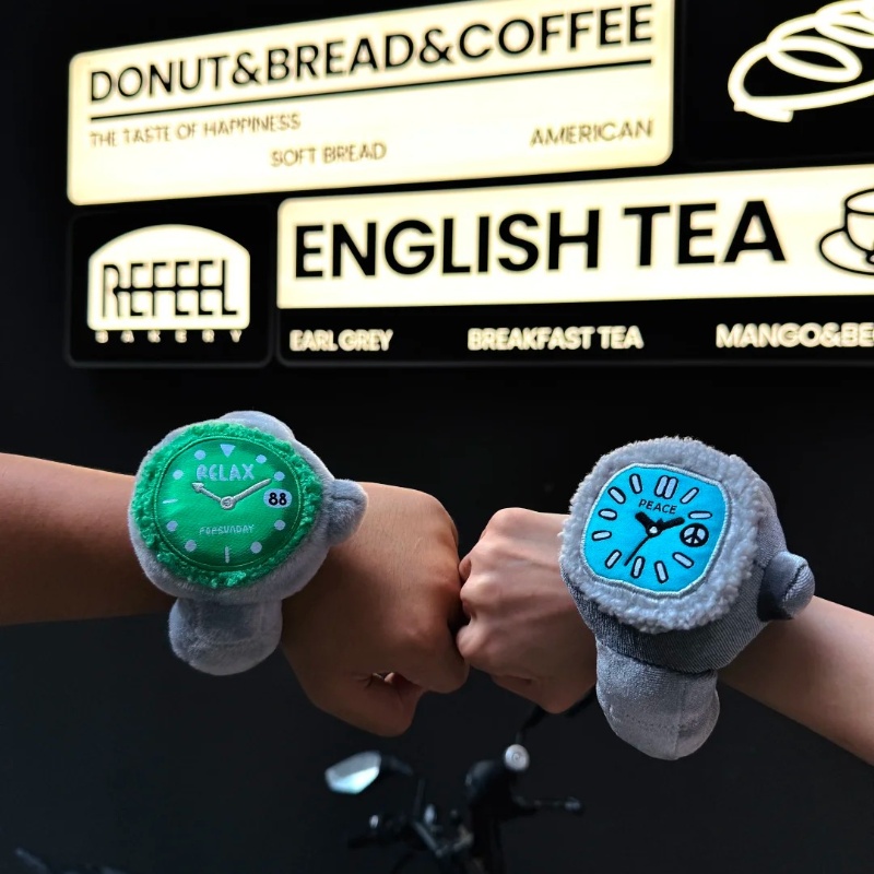 In Stock Pop Sunday Plush Rela - đánh giá và giá Jewelry Watch